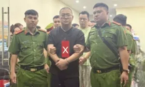 Hàng chục người Trung Quốc bị bắt vì hoạt động lừa đảo ở TP HCM Hàng chục người Trung Quốc bị bắt vì hoạt động lừa đảo ở TP HCM
