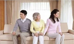 Không có chuyện con ở cùng tôi được thừa kế toàn bộ tài sản