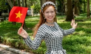 Hoàng Thùy Linh diện loạt trang phục tôn vinh văn hóa Hoàng Thùy Linh diện loạt trang phục tôn vinh văn hóa