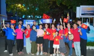 150.000 sản phẩm Vinamilk tiếp sức người dân tham gia đại lễ 30/4 150.000 sản phẩm Vinamilk tiếp sức người dân tham gia đại lễ 30/4