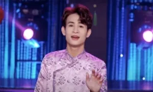 Giọng ca 'Mưa chiều miền Trung' tái xuất Giọng ca 'Mưa chiều miền Trung' tái xuất