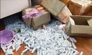 Thêm nhiều mỹ phẩm kém chất lượng bị thu hồi, tiêu hủy Thêm nhiều mỹ phẩm kém chất lượng bị thu hồi, tiêu hủy