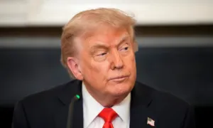 Ông Trump không muốn nói chuyện với Elon Musk Ông Trump không muốn nói chuyện với Elon Musk