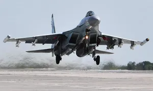 Không quân Ukraine tuyên bố bắn hạ tiêm kích Su-35 Nga Không quân Ukraine tuyên bố bắn hạ tiêm kích Su-35 Nga