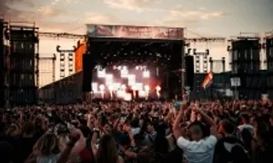 Nguy cơ mắc cúm ở concert, khu vực đông người