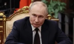 Ông Putin ký luật cho người nước ngoài nhập ngũ Ông Putin ký luật cho người nước ngoài nhập ngũ
