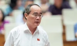 Đề xuất tăng tuổi hưu để đạt mục tiêu tăng trưởng hai con số