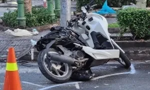 Đôi nam nữ văng hơn chục mét sau tai nạn ở TP HCM