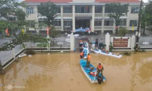 Huế, Đà Nẵng còn ngập diện rộng 1-2 ngày tới